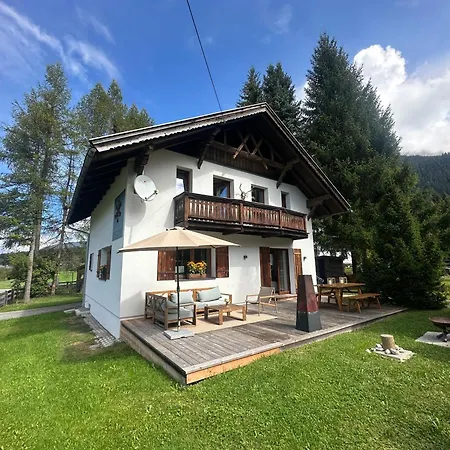 Alpehytte Schneehaus *